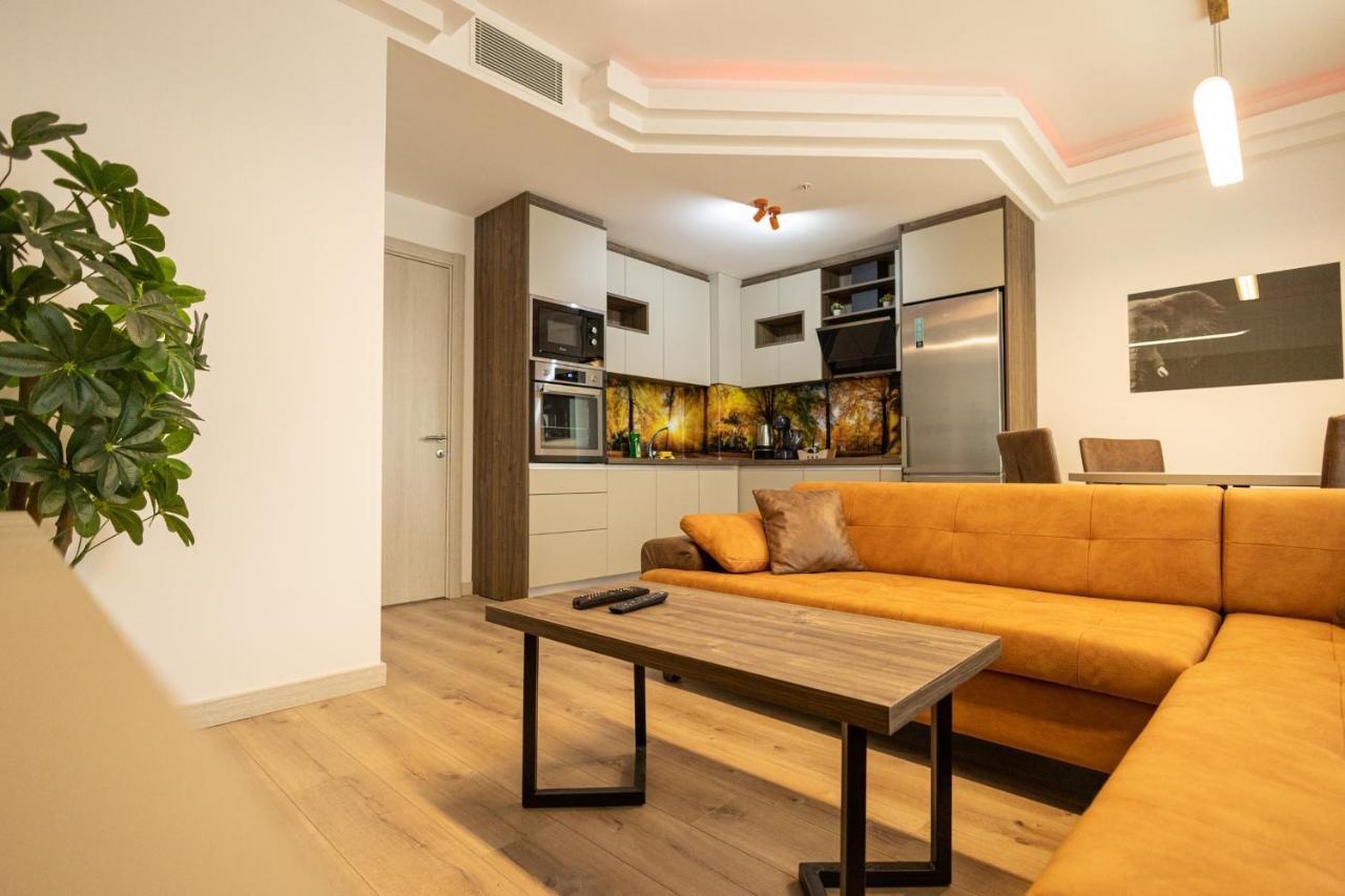19Th & 18Th Floor Secure Apartments With Pool & Fitness & Parking Included In Price Скопье Экстерьер фото
