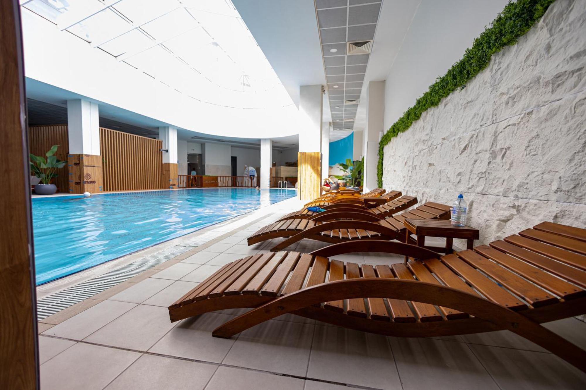 19Th & 18Th Floor Secure Apartments With Pool & Fitness & Parking Included In Price Скопье Экстерьер фото