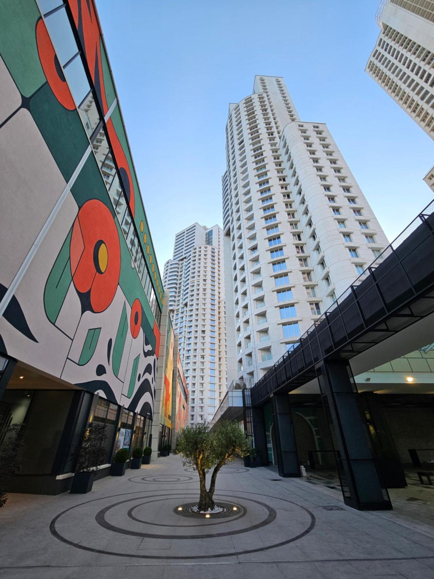 19Th & 18Th Floor Secure Apartments With Pool & Fitness & Parking Included In Price Скопье Экстерьер фото