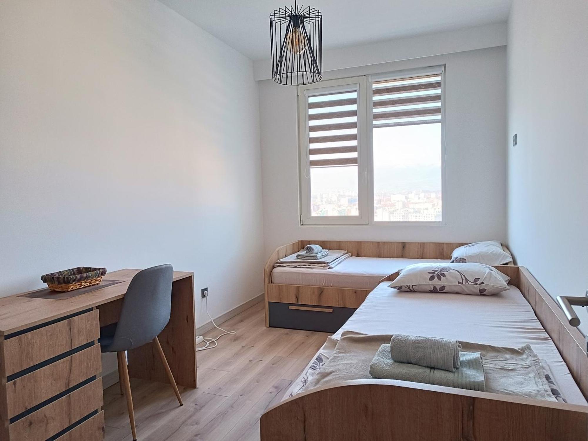 19Th & 18Th Floor Secure Apartments With Pool & Fitness & Parking Included In Price Скопье Экстерьер фото