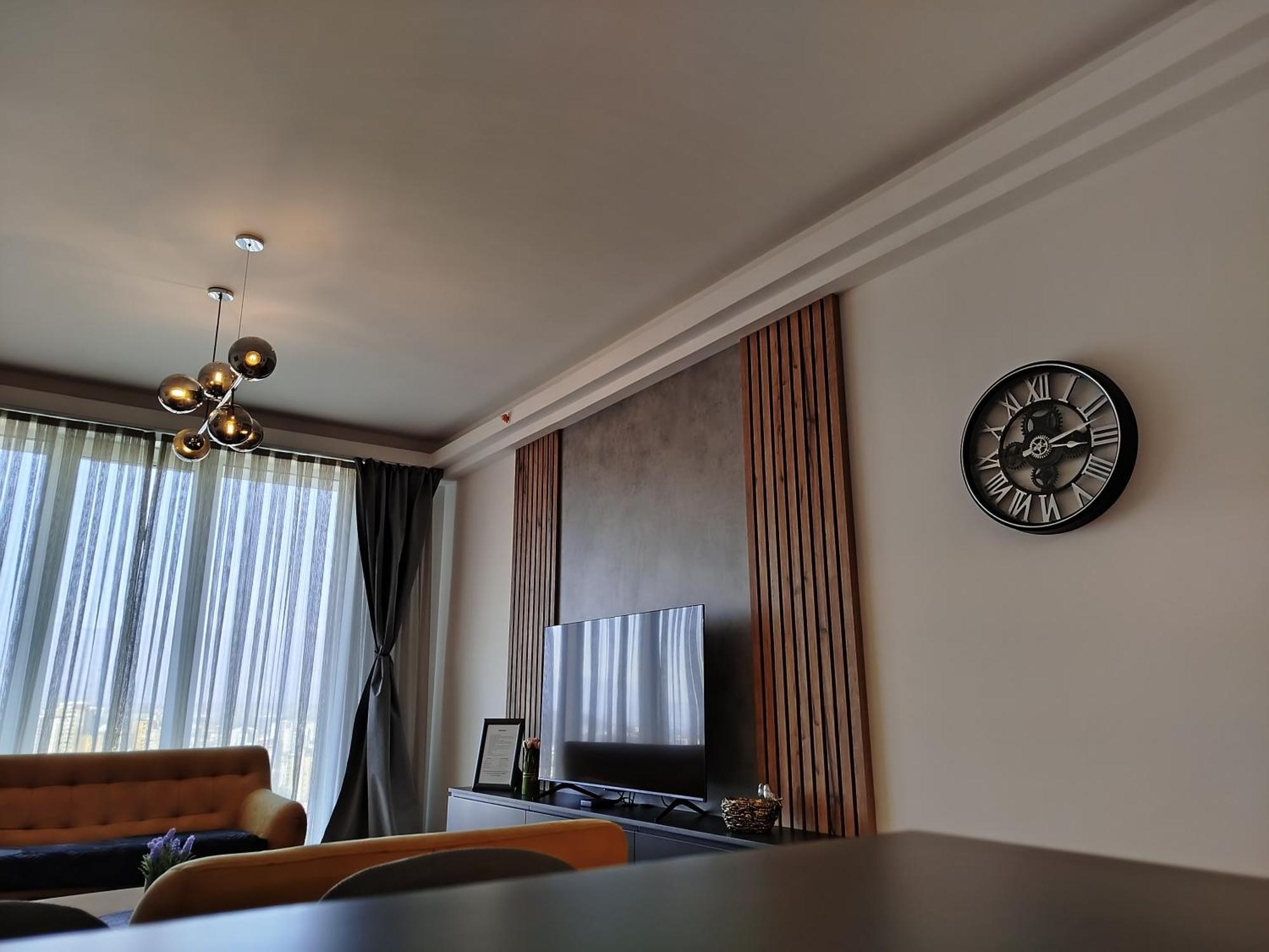 19Th & 18Th Floor Secure Apartments With Pool & Fitness & Parking Included In Price Скопье Экстерьер фото