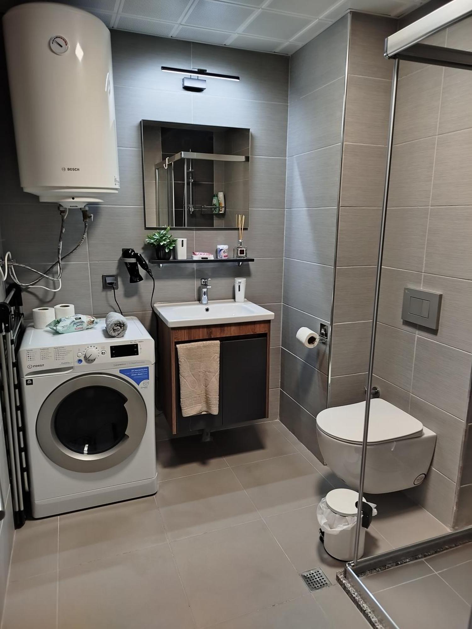 19Th & 18Th Floor Secure Apartments With Pool & Fitness & Parking Included In Price Скопье Экстерьер фото