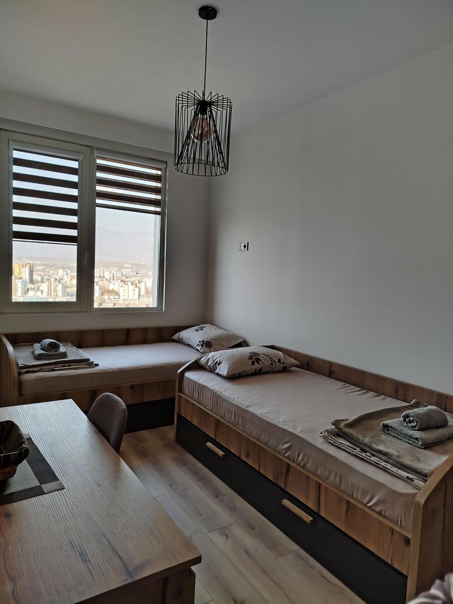 19Th & 18Th Floor Secure Apartments With Pool & Fitness & Parking Included In Price Скопье Экстерьер фото